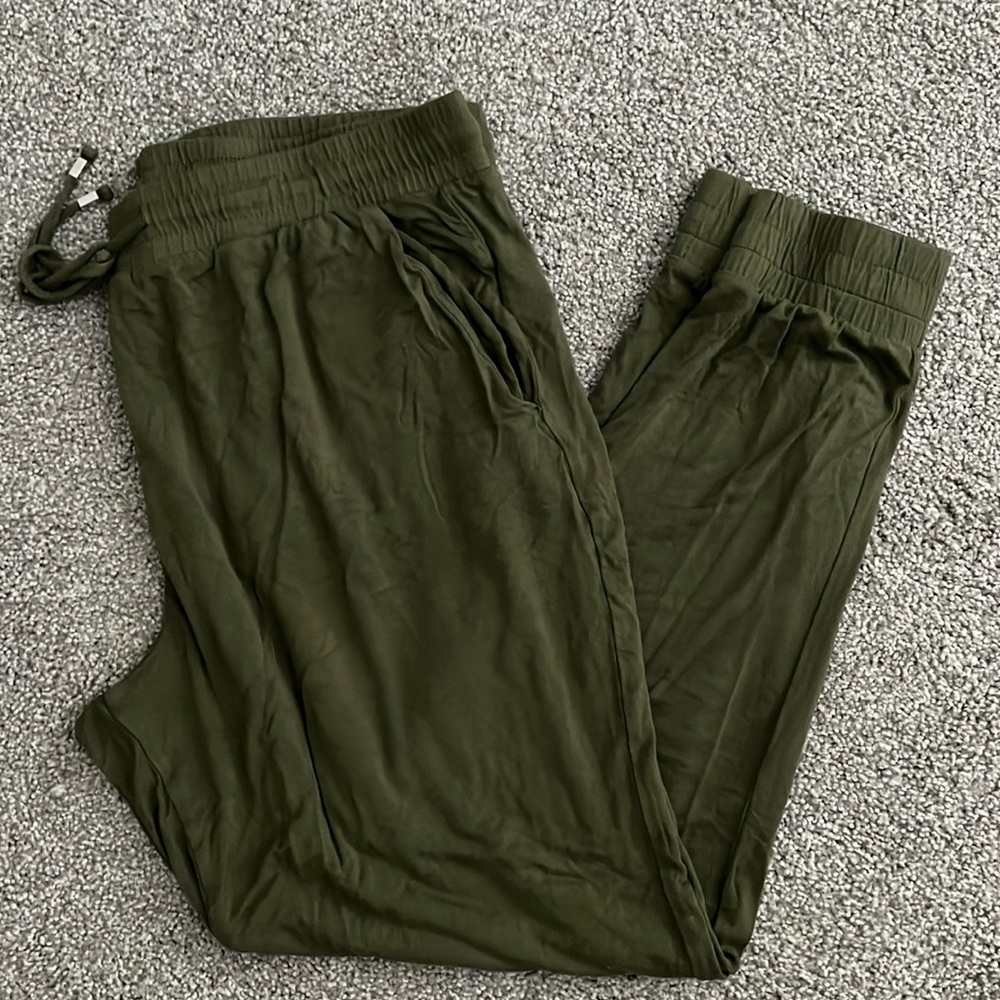 OLD NAVY LOUNGE PANTS